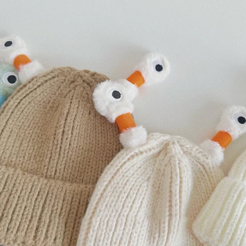 🔥2025 HOT SALE ✨️Winter Parent-Child Cute Glowing Little Monster Knit Hat