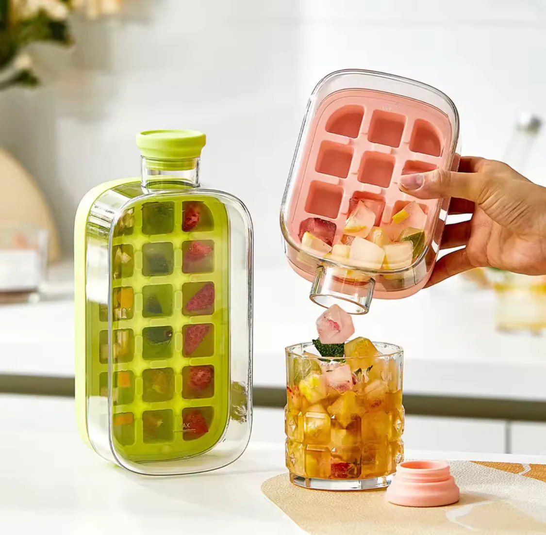 ❄️Summer Sale✨Portable 2 in 1 Silicone Ice Cube Mold Bottle