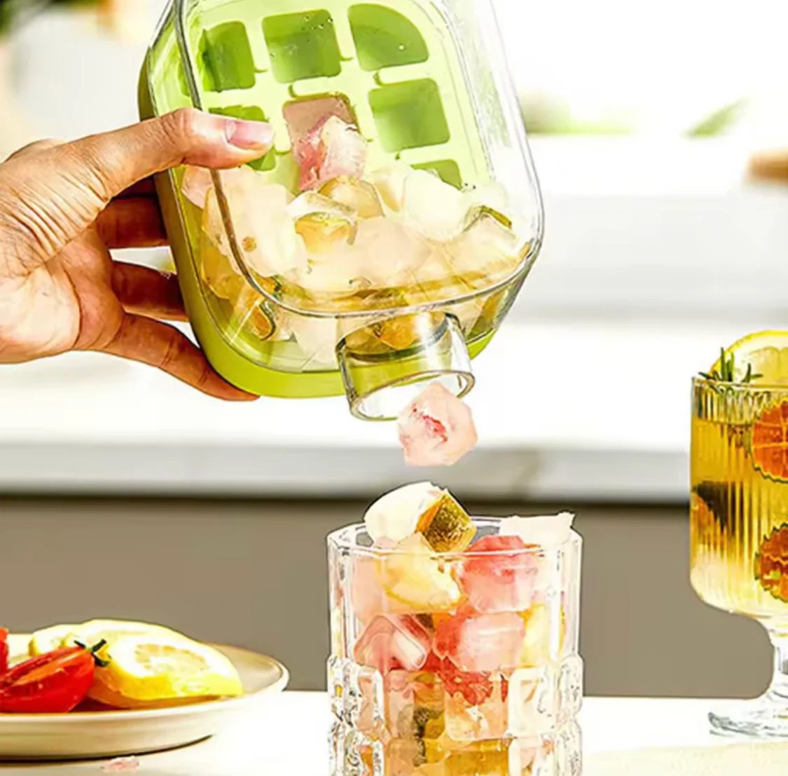 ❄️Summer Sale✨Portable 2 in 1 Silicone Ice Cube Mold Bottle